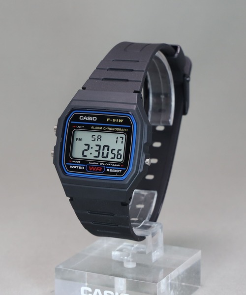 CASIO(カシオ)の「CASIO Collection / F-91W-1JH(デジタル腕時計・メンズ・ブラック・FREE)」の2枚目の写真