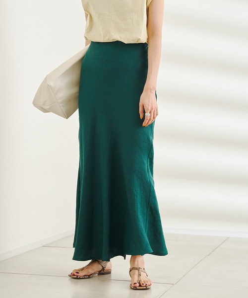 DouDou(ドゥドゥ)の「ブライトレーヨンサテンスカート(スカート・レディース・ベージュ/グリーン/ブルー・FREE)」の1枚目の写真