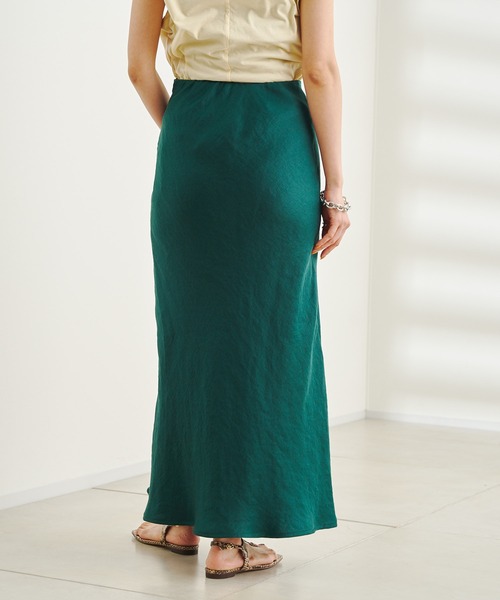 DouDou(ドゥドゥ)の「ブライトレーヨンサテンスカート(スカート・レディース・ベージュ/グリーン/ブルー・FREE)」の17枚目の写真