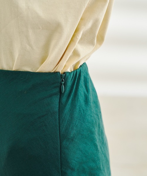 DouDou(ドゥドゥ)の「ブライトレーヨンサテンスカート(スカート・レディース・ベージュ/グリーン/ブルー・FREE)」の13枚目の写真