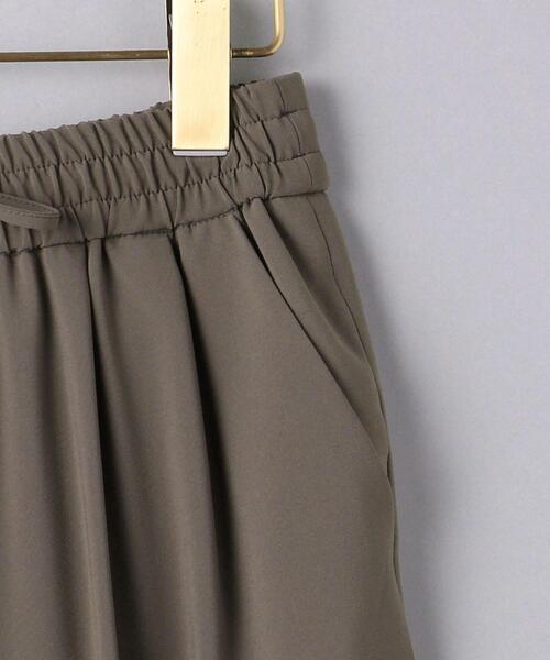 UNITED ARROWS(ユナイテッドアローズ)の「<UNITED ARROWS>P/PU タック テーパードパンツ B(その他パンツ・レディース・モカ/イエロー/ブラック・36/38/40)」の18枚目の写真