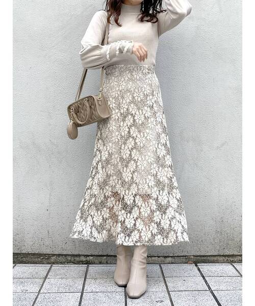 dazzlin(ダズリン)の「レースマーメイドスカート(スカート・レディース・ブラック/ベージュ/オフホワイト・SMALL/MEDIUM)」の21枚目の写真