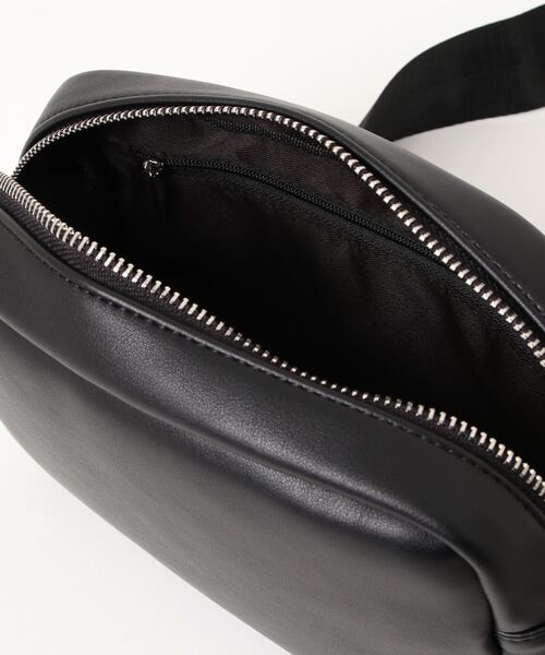 HWG_5（エイチダブルゴー）の「ワンショルダースクエアバッグ（ショルダーバッグ・レディース・アイボリー/ブラック・FREE）」の3枚目の写真