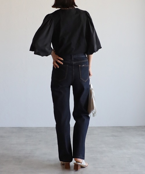 ap retro(アプレトロ)の「キリカエセミフレアデニムパンツ / フリンジデニムパンツ(デニムパンツ・レディース・インディゴブルー/ブルー/サックスブルー・SMALL/MEDIUM/LARGE)」の13枚目の写真