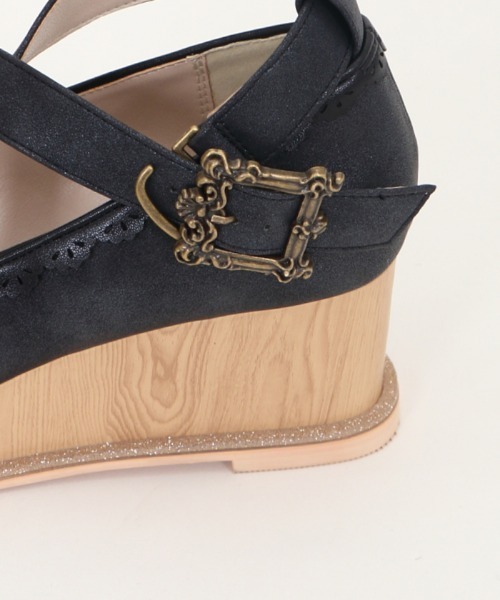 axes femme(アクシーズファム)の「クロスベルトウエッジパンプス(パンプス・レディース・ブラック/ベージュ・MEDIUM/LARGE)」の16枚目の写真
