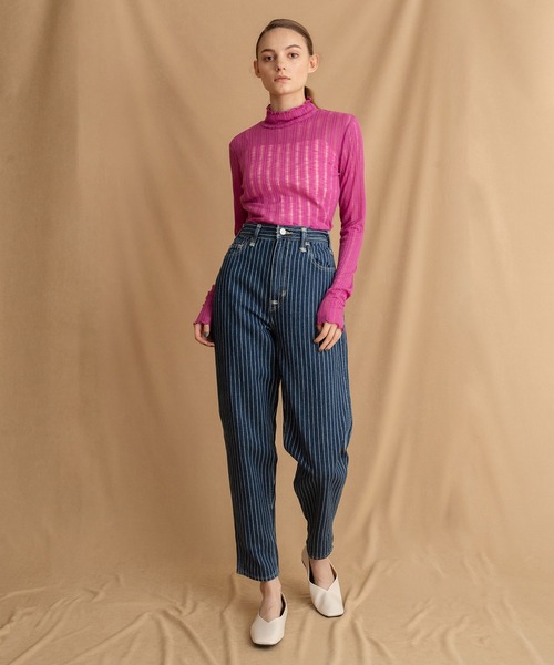 Levi's（リーバイス）の「Levi's(R) RED HIGH LOOSE TAPER CHANGE STRIPES（デニムパンツ・レディース・ダークインディゴブルー・24inch/28inch/23inch/25inch/30inch/29inch/26inch/27inch）」の10枚目の写真