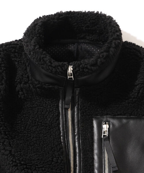 BEAMS LIGHTS（ビームスライツ）の「BEAMS LIGHTS / シープレザー ボアフリース ブルゾン 21（ブルゾン・メンズ・ベージュ/ブラック・SMALL/MEDIUM/LARGE）」の5枚目の写真
