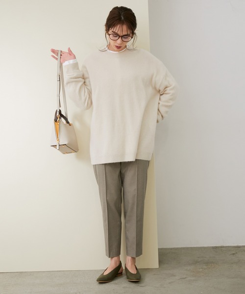 ROPE'(ロペ)の「【シリーズ】ラクーンカシミアクルーネックニット(ニット/セーター・レディース・ブラウン/ベージュ・38)」の3枚目の写真