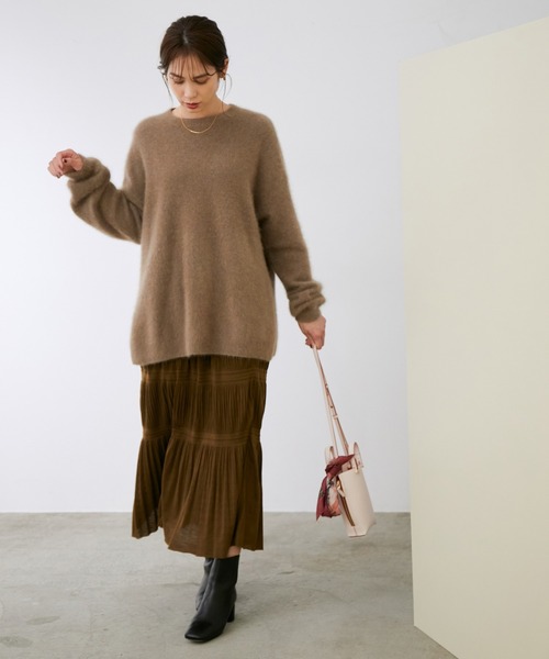 ROPE'(ロペ)の「【シリーズ】ラクーンカシミアクルーネックニット(ニット/セーター・レディース・ブラウン/ベージュ・38)」の13枚目の写真