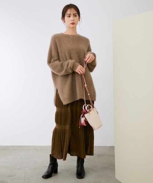 ROPE'(ロペ)の「【シリーズ】ラクーンカシミアクルーネックニット(ニット/セーター・レディース・ブラウン/ベージュ・38)」の8枚目の写真