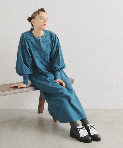 manana suerte（マニャーナスエルテ）の「エンブロイダリーワンピース（ワンピース・レディース・ホワイト/ブラック/ブルー・FREE）」の18枚目の写真