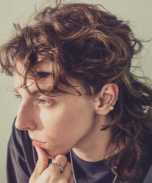 and cloud(アンドクラウド)の「【ZOZOTOWN Limited】Cross/Pearl Set Earcuff(イヤーカフ・レディース・ブラック/シルバー/イエローゴールド・FREE)」の6枚目の写真