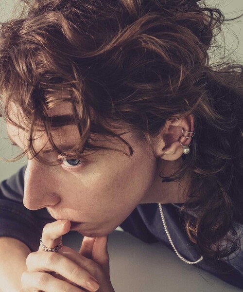 and cloud(アンドクラウド)の「【ZOZOTOWN Limited】Cross/Pearl Set Earcuff(イヤーカフ・レディース・ブラック/シルバー/イエローゴールド・FREE)」の8枚目の写真