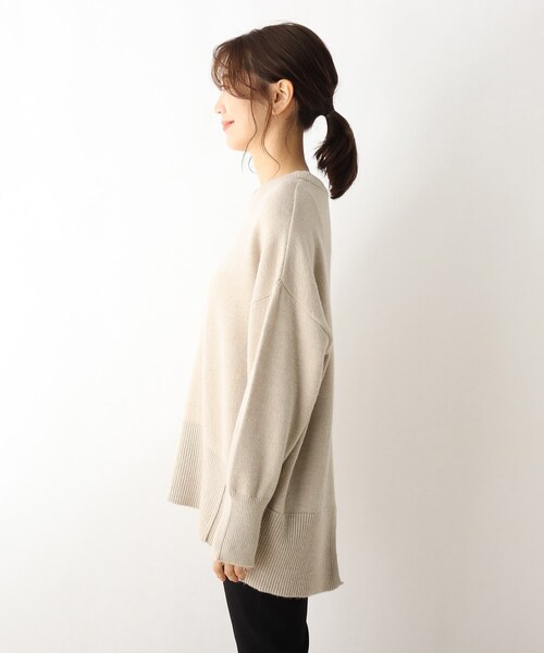 SHOO・LA・RUE(シューラルー)の「◆ざっくりもちもちバックスリットニット(ニット/セーター・レディース・ベージュ/アイボリー/ベビーピンク/ライトブルー/ブラック/レモンイエロー・00)」の9枚目の写真