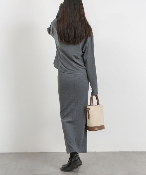 MAISON DE THERESE（メゾン ド テレーズ）の「セットアップ　ニットトップス＆ニットスカート（アンサンブル・レディース・グレー・SMALL/MEDIUM）」の4枚目の写真