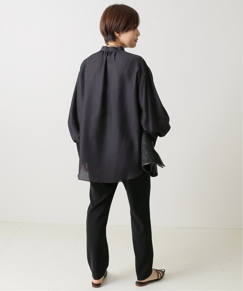 journal standard L'essage(ジャーナルスタンダードレサージュ)の「シャーリングスリーブブラウス◆(シャツ/ブラウス・レディース・ネイビー/ピンク/ブルー・FREE)」の5枚目の写真