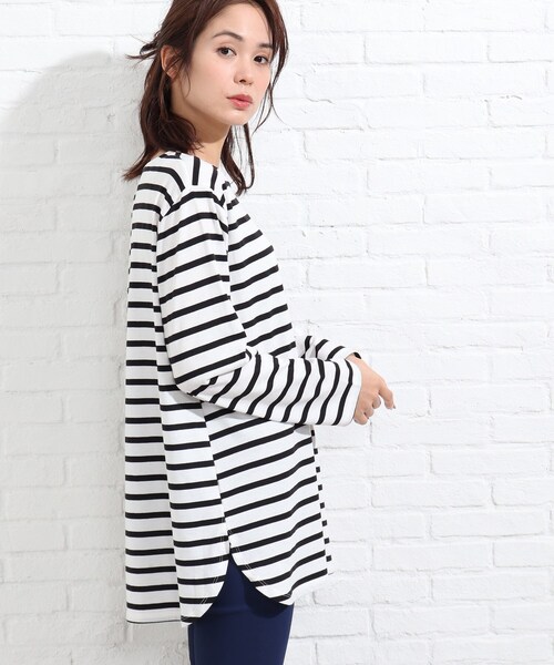 SHOO・LA・RUE（シューラルー）の「◆ベーシックシャツテールカットソー（Tシャツ/カットソー・レディース・ブラック/アイボリー/ナチュラル/アイボリー系2・02/03/04）」の15枚目の写真