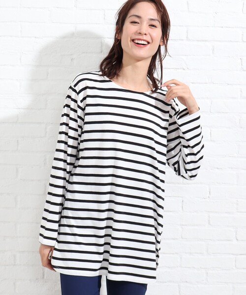 SHOO・LA・RUE（シューラルー）の「◆ベーシックシャツテールカットソー（Tシャツ/カットソー・レディース・ブラック/アイボリー/ナチュラル/アイボリー系2・02/03/04）」の16枚目の写真