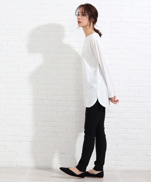 SHOO・LA・RUE（シューラルー）の「◆ベーシックシャツテールカットソー（Tシャツ/カットソー・レディース・ブラック/アイボリー/ナチュラル/アイボリー系2・02/03/04）」の22枚目の写真