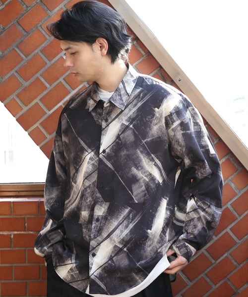 ８(eight)（エイト）の「総柄とろみシャツ（シャツ/ブラウス・メンズ・ベージュ/アイボリー/ブルーグレー/ホワイト系その他/ブラック系その他/グレー系その他/ブラウン系その他/ブルー系その他/キャメル/ホワイト系その他2/ブラック系その他2/ブラック系その他3/ブラック系その他4/ブラック系その他5/グレー系その他2/グレー系その他3/ブラウン系その他2/ブラウン系その他3/ブルー系その他2/イエロー系その他/グリーン系その他/ブラック系その他6/ホワイト系その他3/オレンジ系その他/ブルー系その他3/ブラウン系その他4/ライトグレー/ブラック系3/ホワイト系1/ホワイト系2/ホワイト系その他6/ダークブラウン/ブラック系その他7/ホワイト系その他4/ブラック系2/ホワイト系その他5/ブラック系1/ブラック系4/ネイビー系1/ブラウン系その他5/グレー系その他4/ベージュ系その他/ブラック系5/グリーン系その他2・MEDIUM/LARGE）」の11枚目の写真