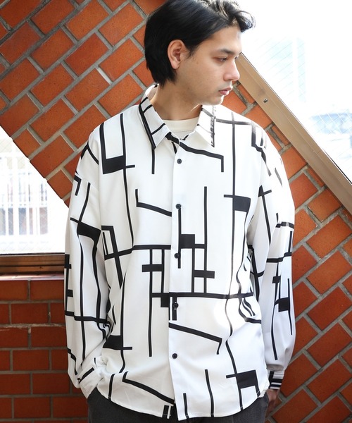 ８(eight)（エイト）の「総柄とろみシャツ（シャツ/ブラウス・メンズ・ベージュ/アイボリー/ブルーグレー/ホワイト系その他/ブラック系その他/グレー系その他/ブラウン系その他/ブルー系その他/キャメル/ホワイト系その他2/ブラック系その他2/ブラック系その他3/ブラック系その他4/ブラック系その他5/グレー系その他2/グレー系その他3/ブラウン系その他2/ブラウン系その他3/ブルー系その他2/イエロー系その他/グリーン系その他/ブラック系その他6/ホワイト系その他3/オレンジ系その他/ブルー系その他3/ブラウン系その他4/ライトグレー/ブラック系3/ホワイト系1/ホワイト系2/ホワイト系その他6/ダークブラウン/ブラック系その他7/ホワイト系その他4/ブラック系2/ホワイト系その他5/ブラック系1/ブラック系4/ネイビー系1/ブラウン系その他5/グレー系その他4/ベージュ系その他/ブラック系5/グリーン系その他2・MEDIUM/LARGE）」の7枚目の写真