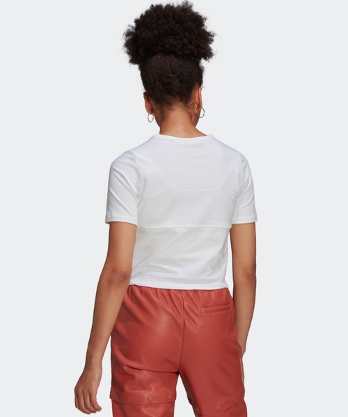 adidas(アディダス)の「Always Original Tシャツ / アディダスオリジナルス(Tシャツ/カットソー・レディース・ブラック/ホワイト・SMALL/MEDIUM/LARGE/X-LARGE/XX-LARGE/X-SMALL)」の20枚目の写真