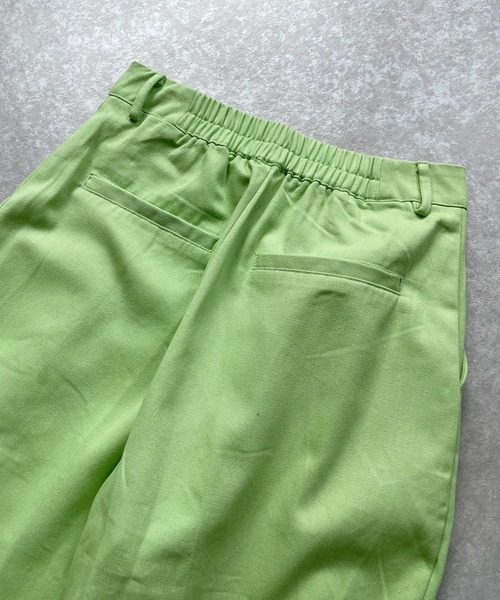 ＪＵＧＬＡＮＳ（ユグランス）の「☆ 美脚魅せ。タック入りパンツ　S1879（その他パンツ・レディース・アイボリー/グリーン・FREE）」の7枚目の写真