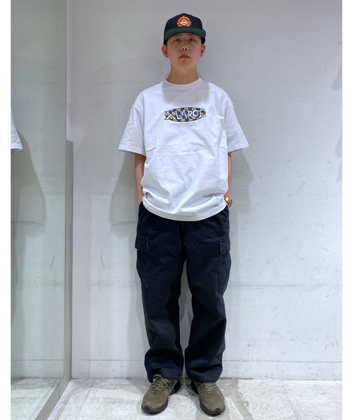 XLARGE（エクストララージ）の「CHECKER OVAL LOGO S/S TEE（Tシャツ/カットソー・メンズ・ホワイト/イエロー/ブラック・L/S/XL/M）」の17枚目の写真