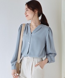 パールドットボタンブラウス