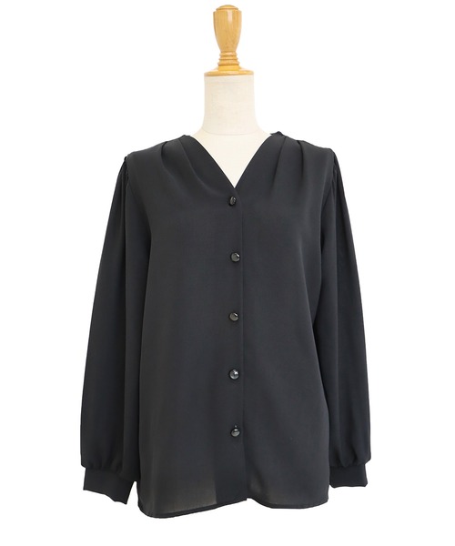 BLUEEAST（ブルーイースト）の「パールドットボタンブラウス（シャツ/ブラウス・レディース・アイボリー/ブラック/ブルー/ホワイト/ベージュ・MEDIUM）」の12枚目の写真