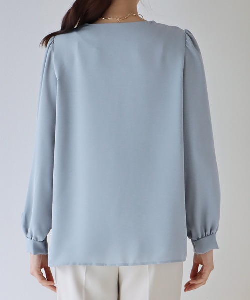 BLUEEAST（ブルーイースト）の「パールドットボタンブラウス（シャツ/ブラウス・レディース・アイボリー/ブラック/ブルー/ホワイト/ベージュ・MEDIUM）」の16枚目の写真