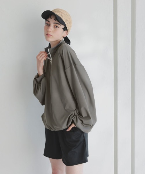 DONOBAN(ドノバン)の「ラッシュハーフジップ(ラッシュガード・レディース・ホワイト/ブラック/ネイビー/グリーン/グリーン系その他/チャコール・FREE)」の10枚目の写真