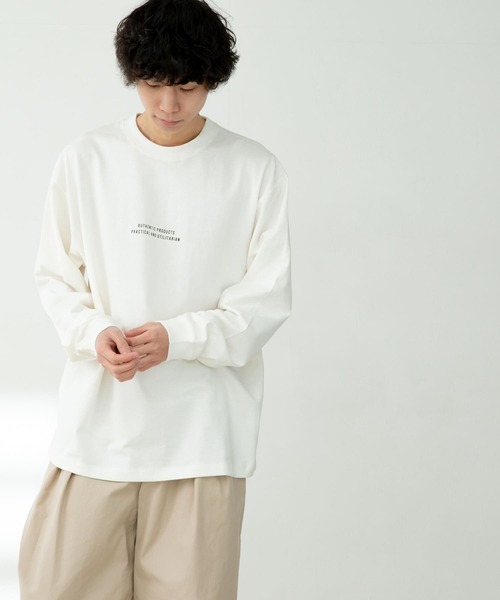 FORK&SPOON（フォークアンドスプーン）の「『ユニセックス』FORK&SPOON　ロゴプリントロングスリーブTシャツ（Tシャツ/カットソー・メンズ・オフホワイト/ブラック・4/5）」の3枚目の写真