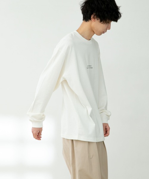 FORK&SPOON（フォークアンドスプーン）の「『ユニセックス』FORK&SPOON　ロゴプリントロングスリーブTシャツ（Tシャツ/カットソー・メンズ・オフホワイト/ブラック・4/5）」の5枚目の写真