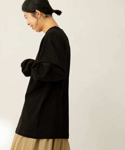 FORK&SPOON（フォークアンドスプーン）の「『ユニセックス』FORK&SPOON　ロゴプリントロングスリーブTシャツ（Tシャツ/カットソー・メンズ・オフホワイト/ブラック・4/5）」の19枚目の写真