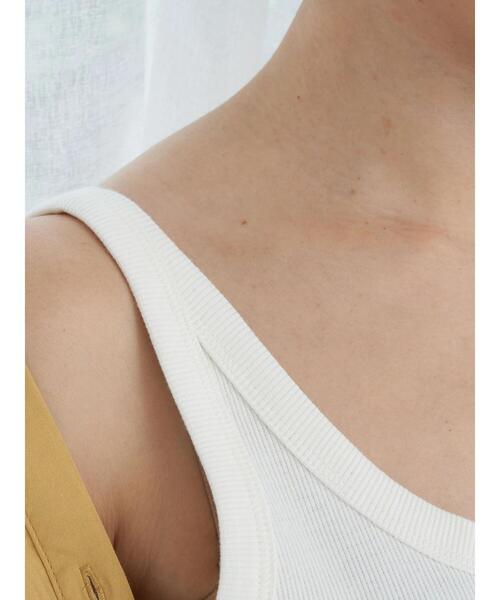 earth music&ecology（アースミュージックアンドエコロジー）の「リブタンクトップ（タンクトップ・レディース・ブラック/ライトベージュ/キャメル/オフホワイト・M/S）」の15枚目の写真