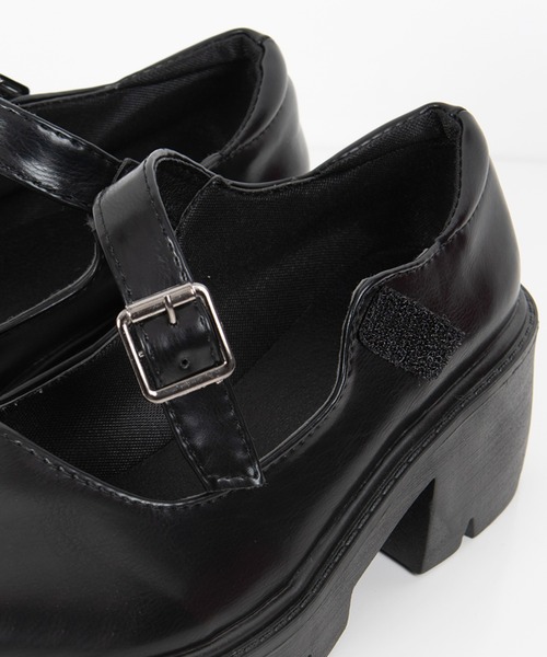 FOLLOWIN（フォロウィン）の「２パターンラウンドトゥーストラップ厚底ローファー（ローファー・レディース・ブラック/クリアブラック・23cm/24cm/25cm）」の21枚目の写真