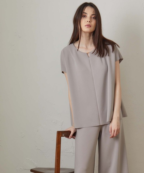 OUVRAGE CLASSE（ウヴラージュクラス）の「ポリエステルブラウス（シャツ/ブラウス・レディース・ホワイト/ブラック/グレイッシュベージュ・FREE）」の11枚目の写真