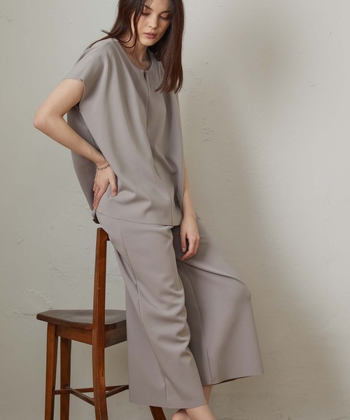 OUVRAGE CLASSE（ウヴラージュクラス）の「ポリエステルブラウス（シャツ/ブラウス・レディース・ホワイト/ブラック/グレイッシュベージュ・FREE）」の13枚目の写真