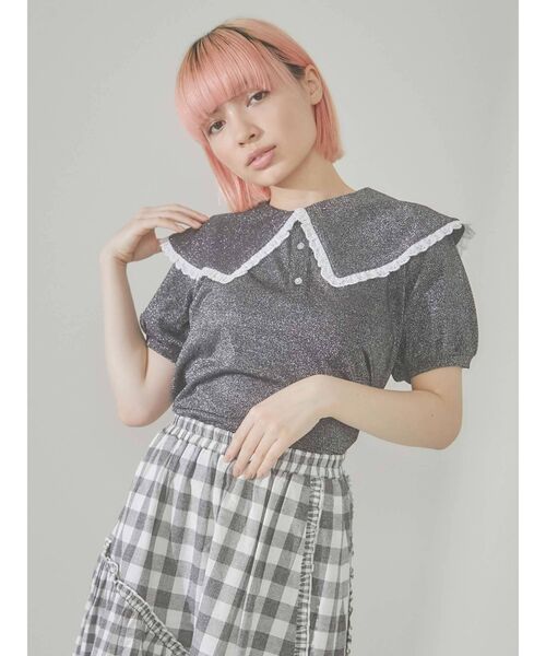 merry jenny(メリージェニー)の「フリルカラーラメポロシャツ(Tシャツ/カットソー・レディース・ブラック/ピンク/グリーン・FREE)」の5枚目の写真