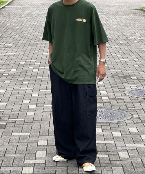 kutir(クティール)の「ワンポイント配色刺繍ロゴビッグTシャツ(Tシャツ/カットソー・メンズ・ブラック/オフホワイト/グリーン・MEDIUM/LARGE)」の17枚目の写真