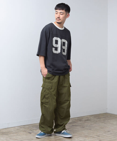 BEAMS（ビームス）の「BEAMS / ナンバリング フットボール Tシャツ（Tシャツ/カットソー・メンズ・ホワイト/ブラック/グリーン・M/L/XL/S）」の6枚目の写真