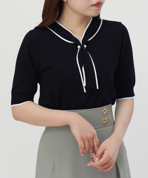 TRUDEA(トルディア)の「配色ボウタイパールピンニット(ニット/セーター・レディース・パープル/ブラック/ラベンダー/ネイビー/ベージュ・MEDIUM/LARGE)」の18枚目の写真