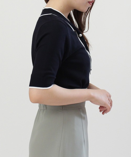 TRUDEA(トルディア)の「配色ボウタイパールピンニット(ニット/セーター・レディース・パープル/ブラック/ラベンダー/ネイビー/ベージュ・MEDIUM/LARGE)」の22枚目の写真