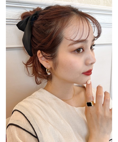 JUMELLE(ジュメロ)の「グロッシーリボンシュシュ(シュシュ・レディース・ブラック・FREE)」の10枚目の写真