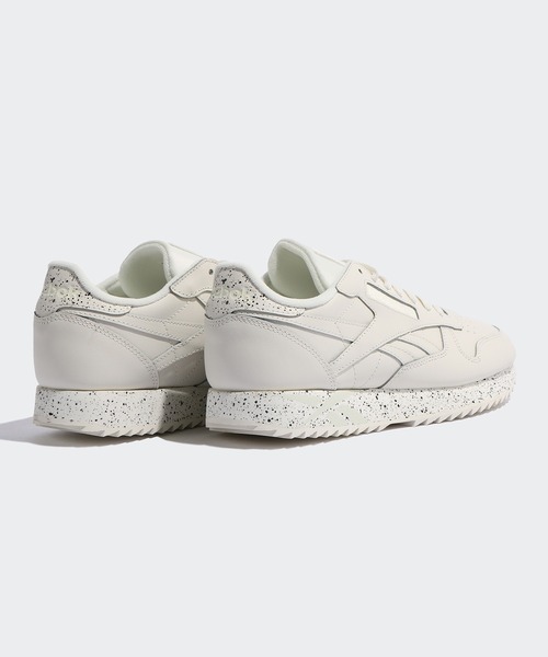 Reebok(リーボック)の「クラシックレザー リップル / CLASSIC LEATHER RIPPLE /(スニーカー・メンズ・ブラック/ベージュ/ホワイト・27.0cm/23.5cm/27.5cm/24.0cm/28.5cm/25.5cm/24.5cm/28.0cm/26.0cm/29.0cm/25.0cm/26.5cm/23.0cm)」の7枚目の写真