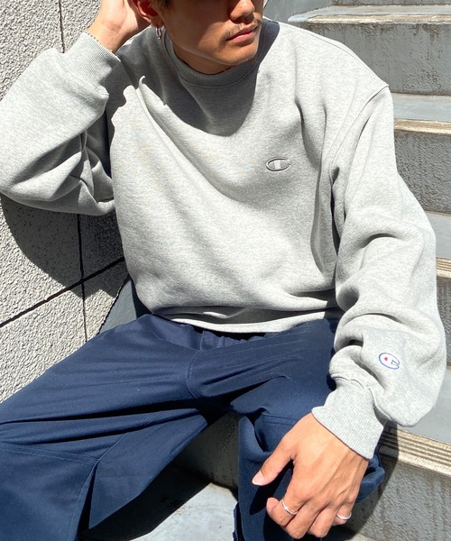 Champion(チャンピオン)の「CHAMPION/チャンピオン ワンポイントスウェット/裏起毛 ブランドロゴ アイコントレーナー/セットアップ対応 C3-W028(スウェット・メンズ・グレー/ブラック/ホワイト/レッド/ネイビー・L/M/XL)」の4枚目の写真