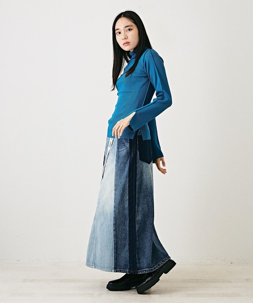 TOBILA（トビラ）の「11オンスデニムリメイク風Aラインスカート（デニムスカート・レディース・ブラック/インディゴブルー・M）」の5枚目の写真