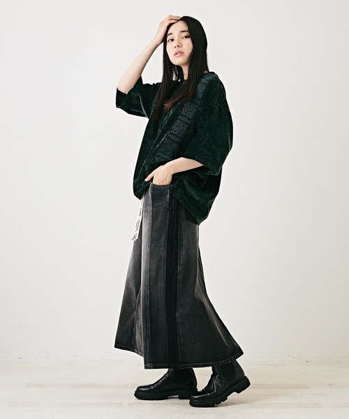 TOBILA（トビラ）の「11オンスデニムリメイク風Aラインスカート（デニムスカート・レディース・ブラック/インディゴブルー・M）」の12枚目の写真