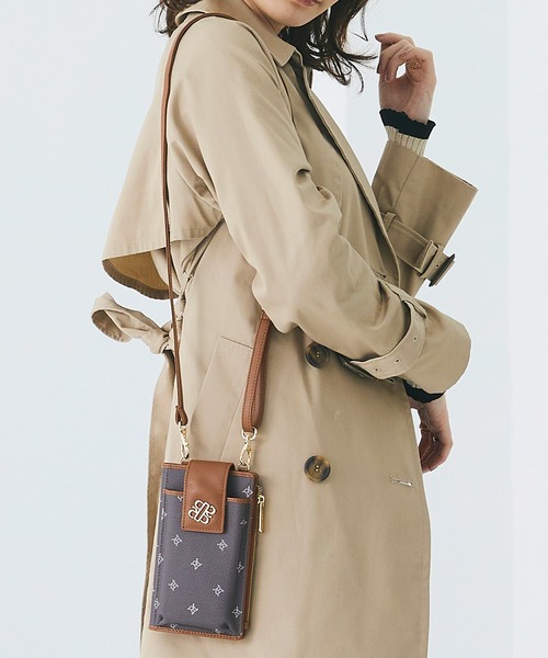 ROYAL PARTY(ロイヤルパーティー)の「ROYAL PARTY (ロイヤルパーティー) スマホショルダー モノグラム RPT-B083(ショルダーバッグ・レディース・ブラック/ベージュ/ブラウン・FREE)」の2枚目の写真